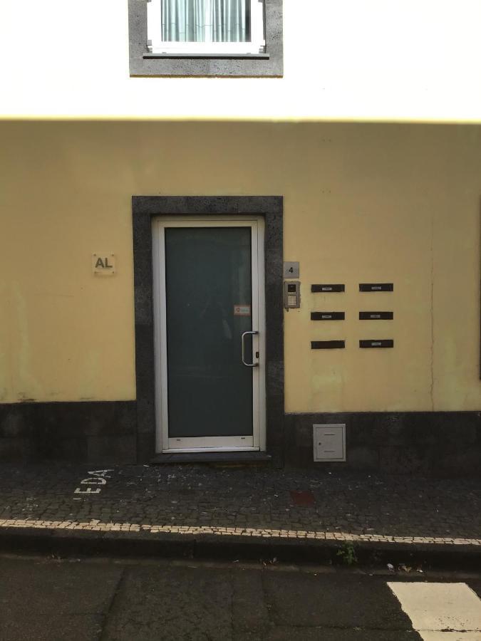 Ponta Delgada Yellow Flat One Azores מראה חיצוני תמונה